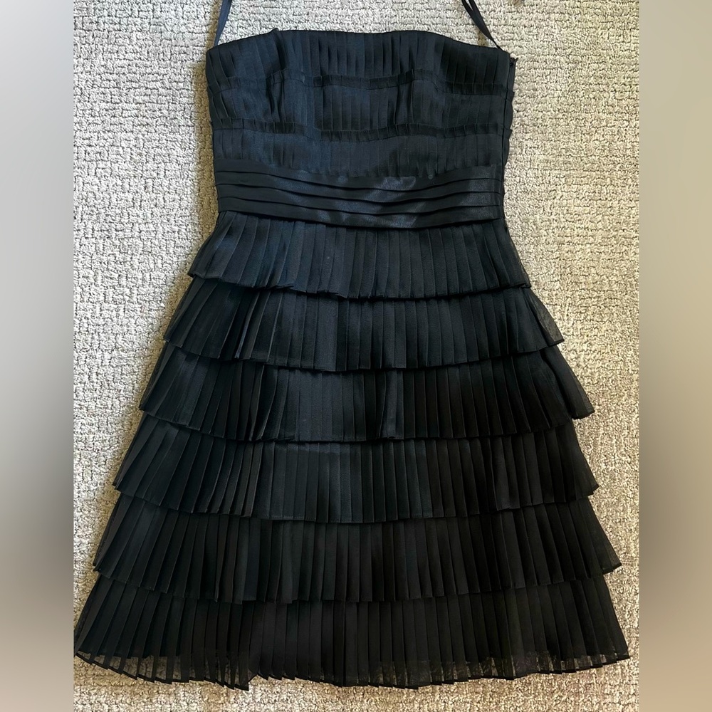 WhiteHouse|BlackMarket Black mini dress